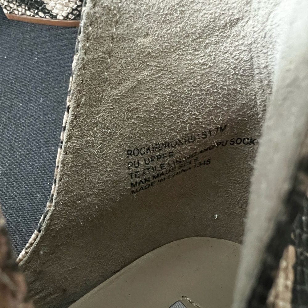 Steve Madden Beige and Black Snakeskin Ankle Boots - Picture 4 of 9